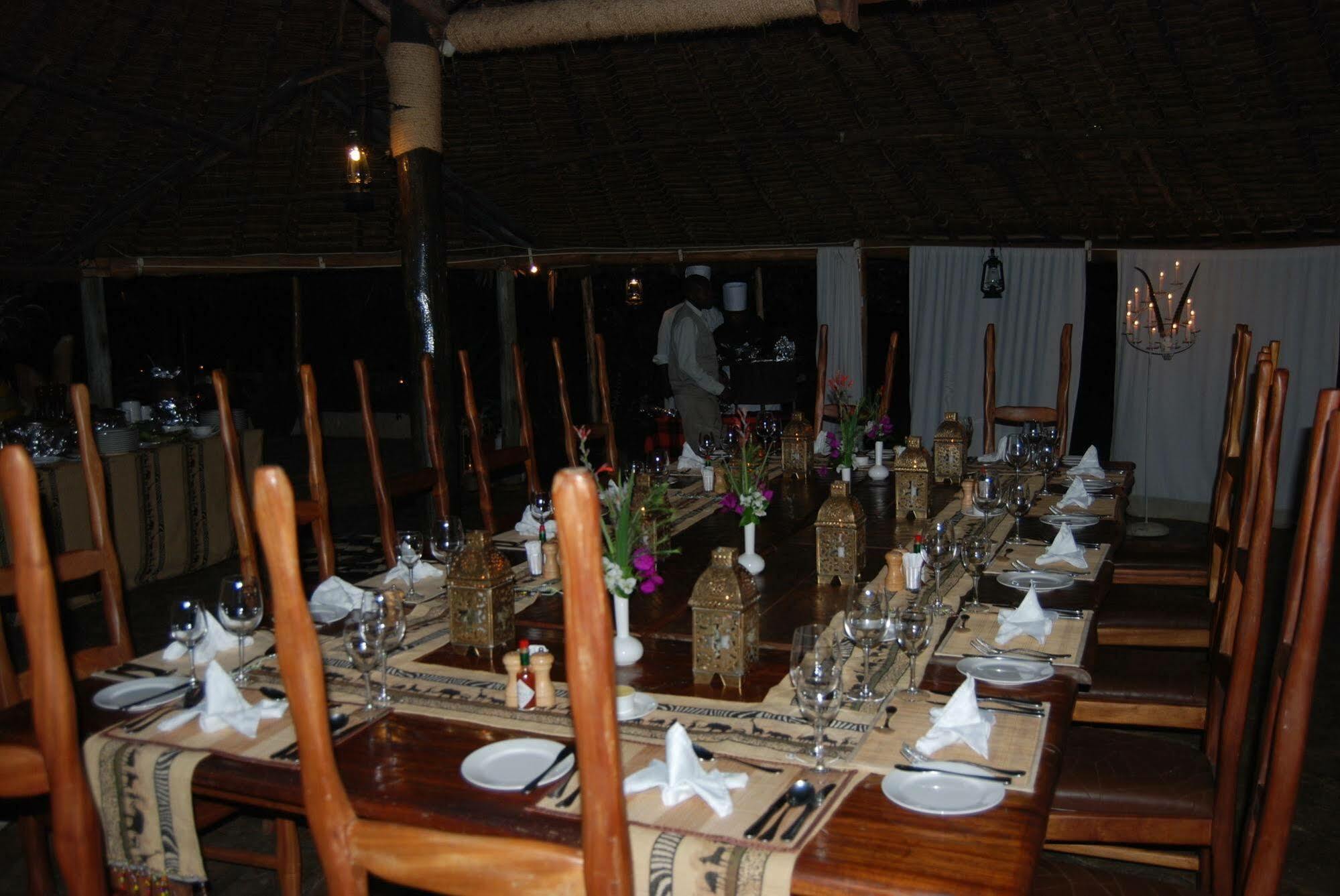 Mbweha Camp Hotel Elmenteita Exterior foto